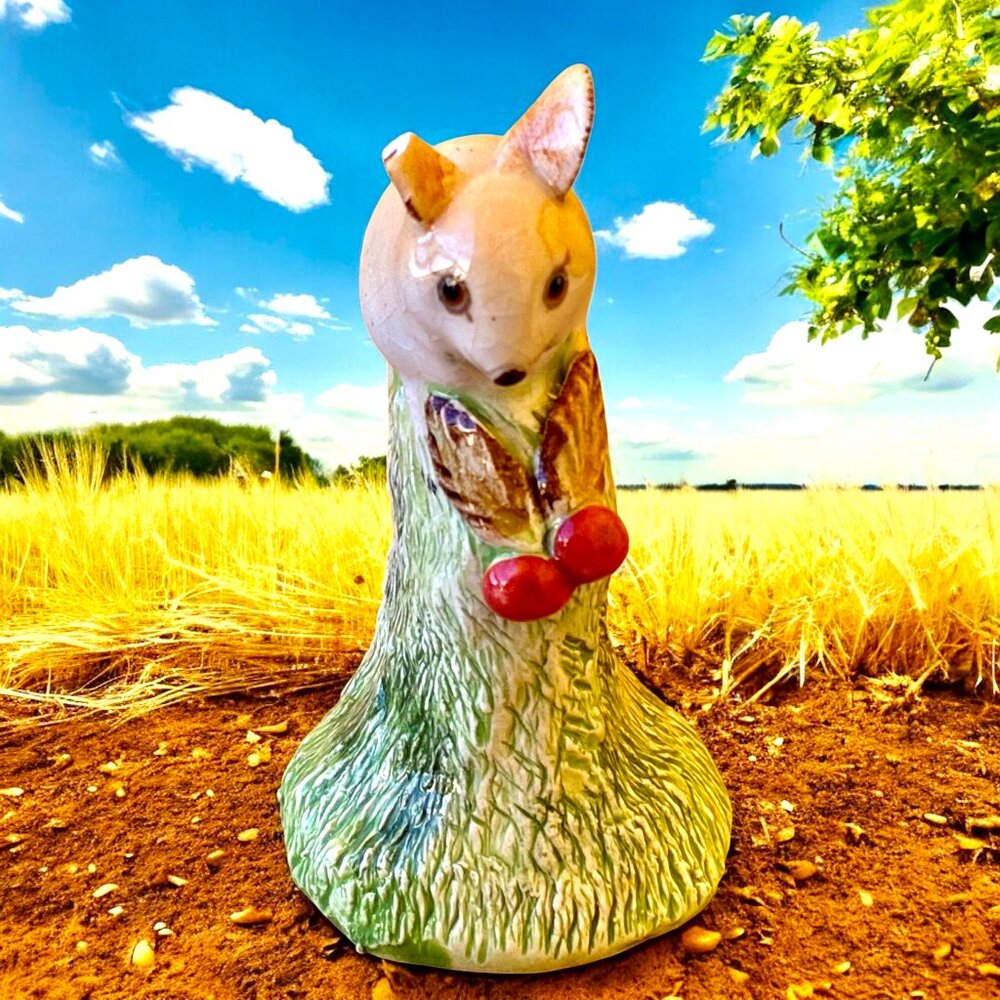 Basil Matthews England Art Vintage Figurine Mouse on Stump Signed DAMAGED